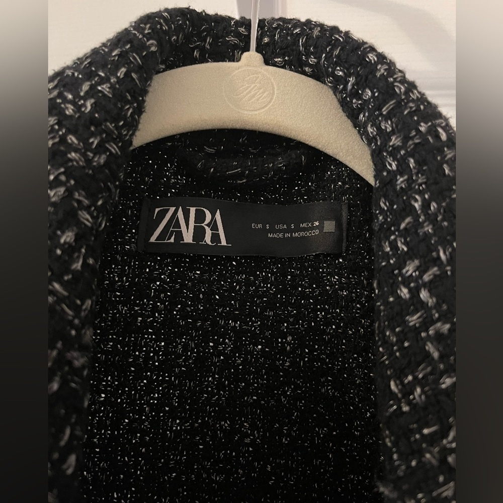 Zara Small Jacket - Picture 4 of 6